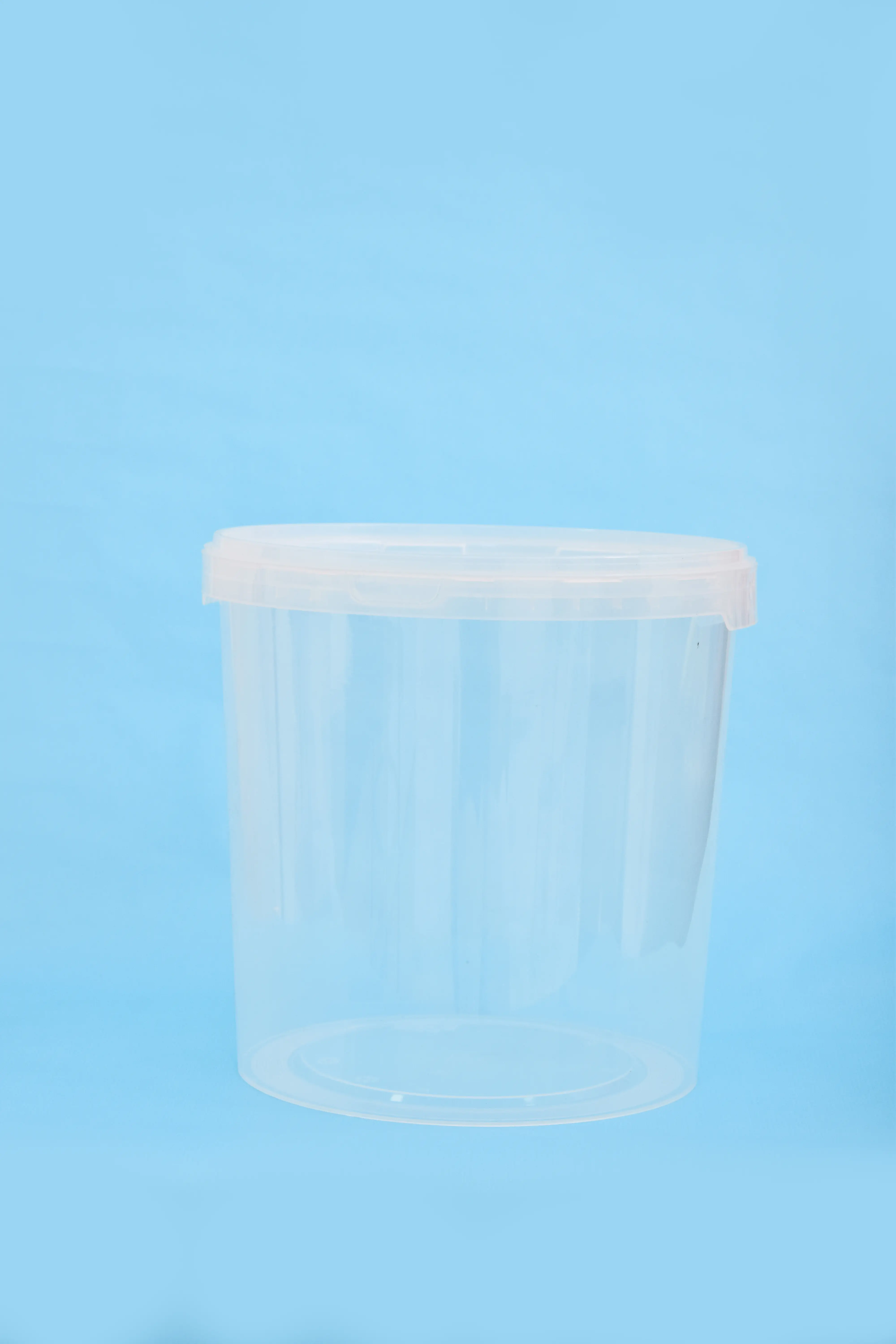 Seau transparent 10L M2 — vue 1